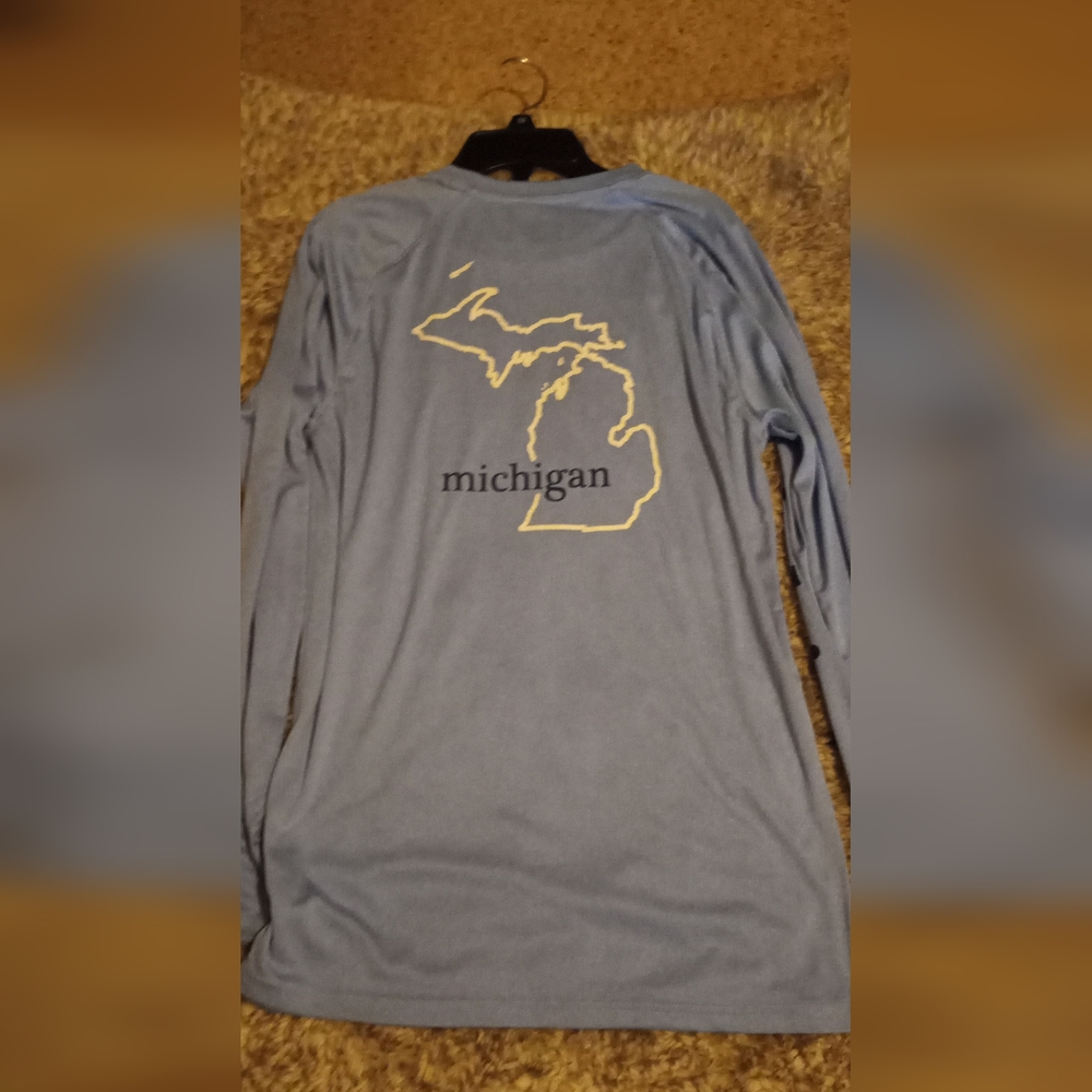 Women's DriFit MICHIGAN Tshirt.